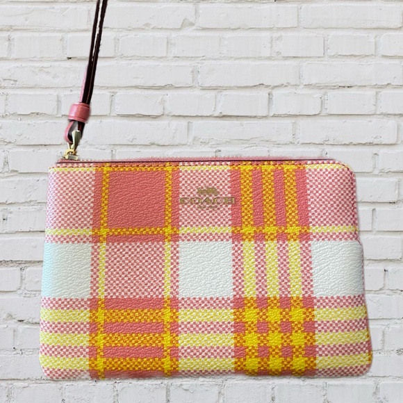 Coach Handbags - NWT Coach Corner Zip Wristlet With Garden Plaid Print